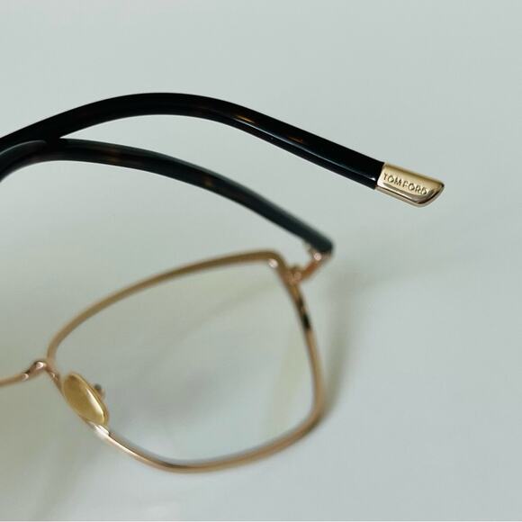 Tom Ford Eyeglasses TF5740-B 028 54/17/140 Women Blue light control - Picture 12 of 13